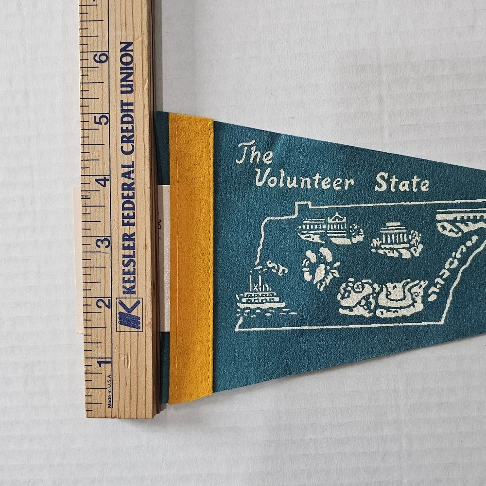1950’s Tennessee Souvenir Felt Pennant Volunteer State Original Tag 👀